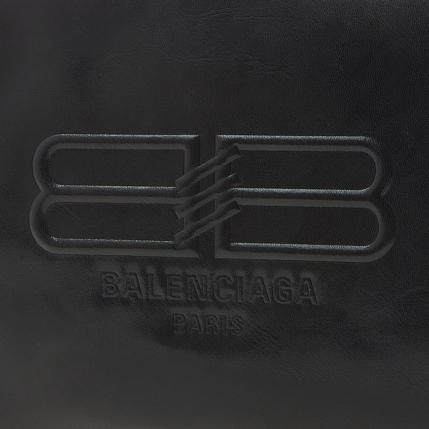 Jumbo Flat Clutch 