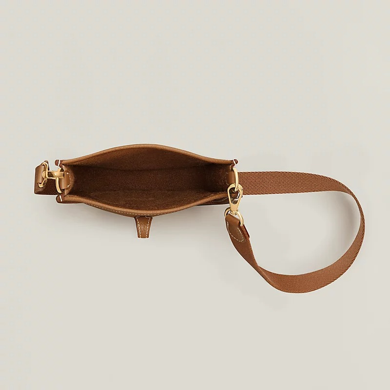 Hermes Evelyne 16 Amazone Bag Clemence & Gold