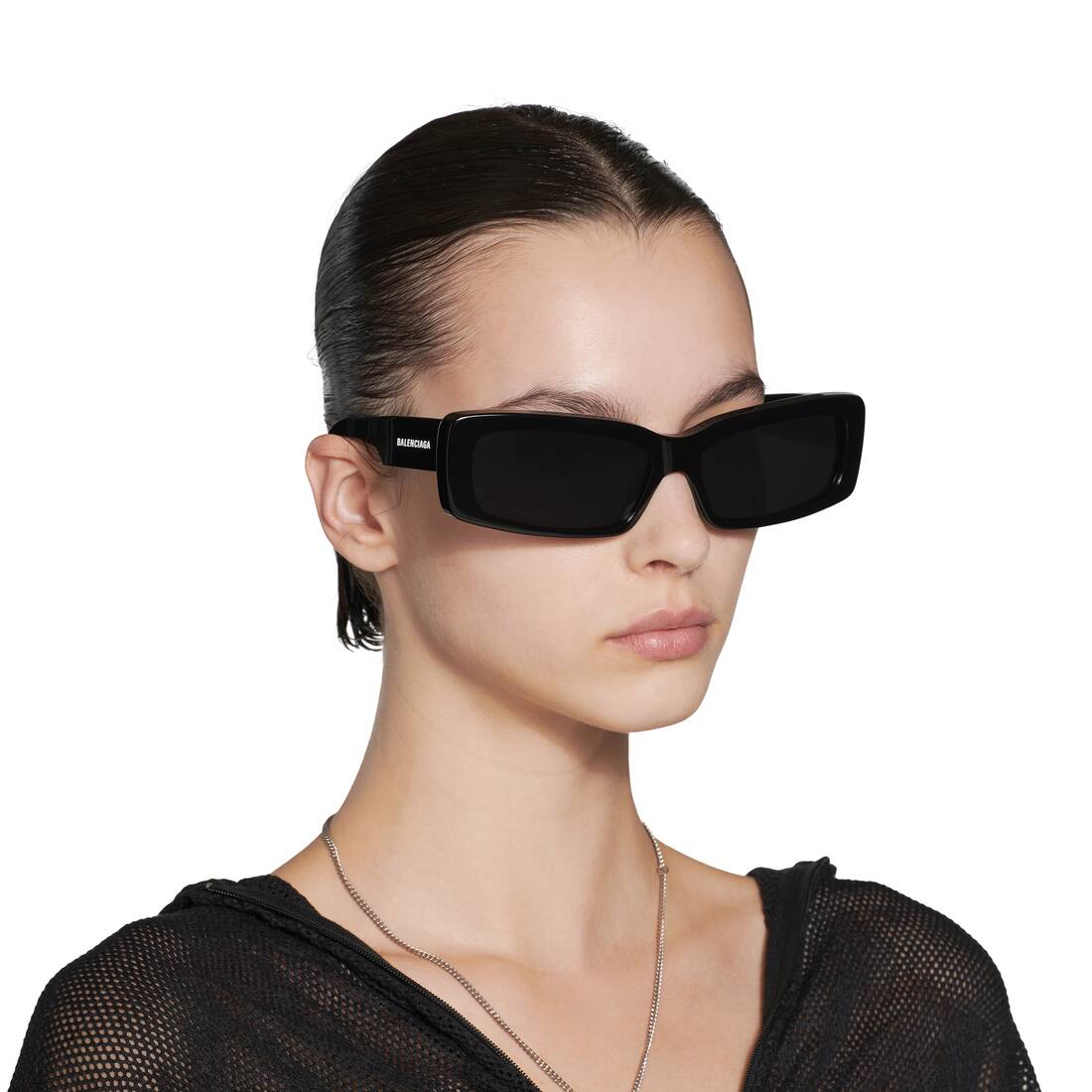 OVERSIZE RECTANGLE SUNGLASSES IN BLACK