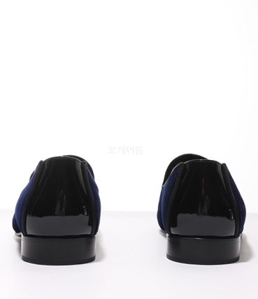 Velvet loafers