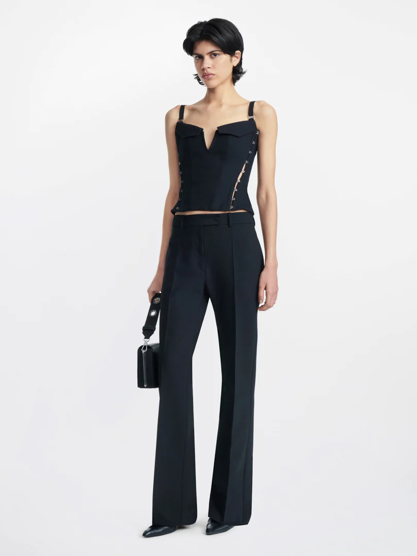 POCKET HOOK AND EYE CORSET IN BLACK 