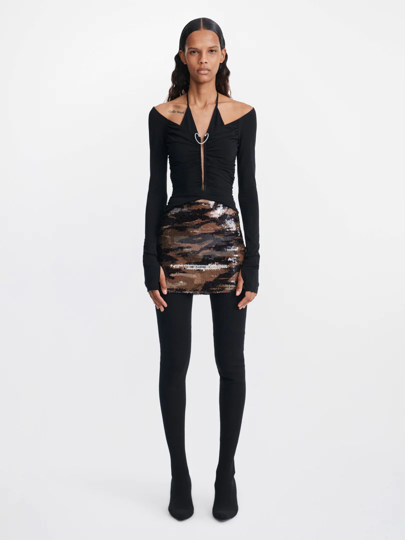 MOBIUS LONG SLEEVE TOP IN BLACK 