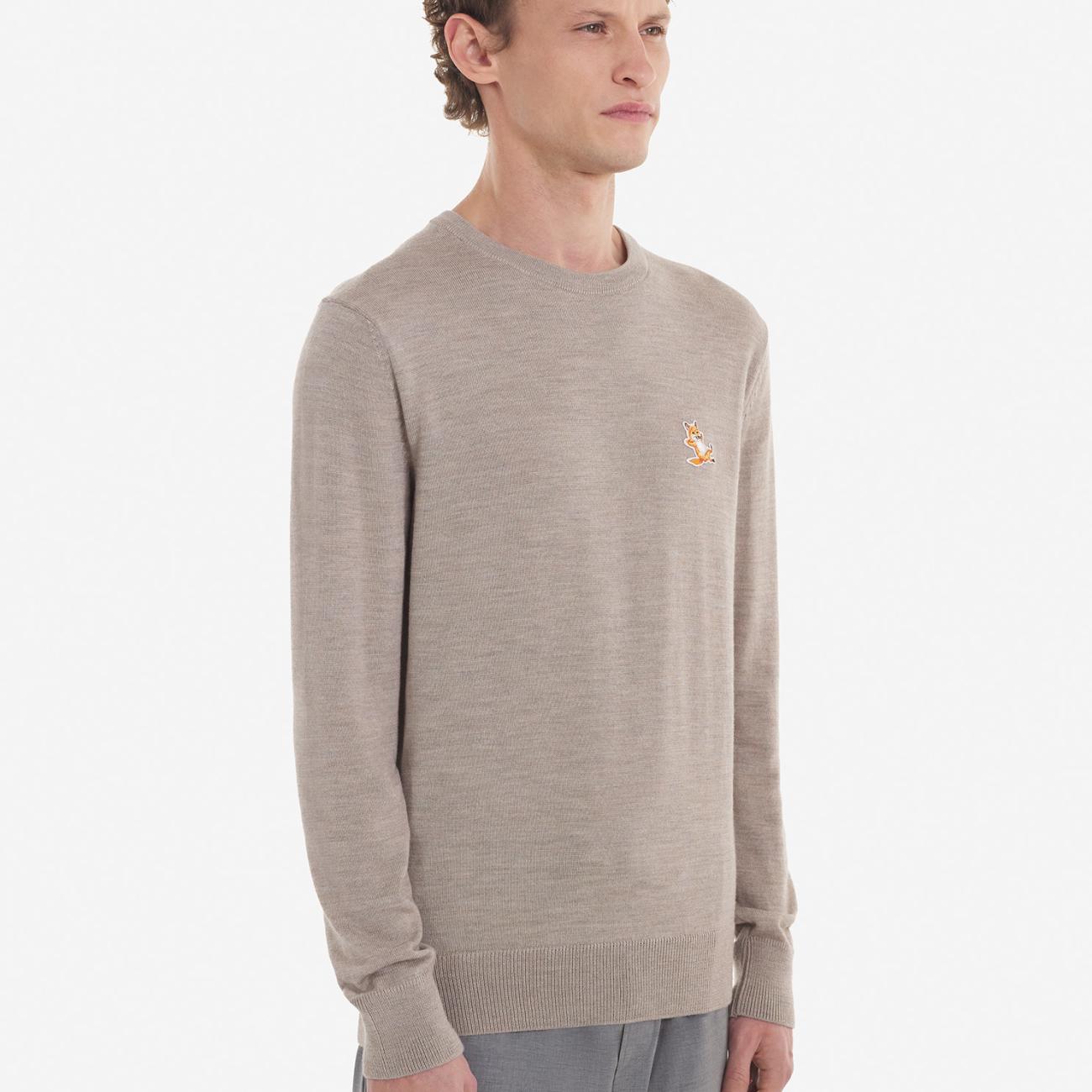 CHILLAX FOX PATCH CLASSIC R-NECK JUMPER