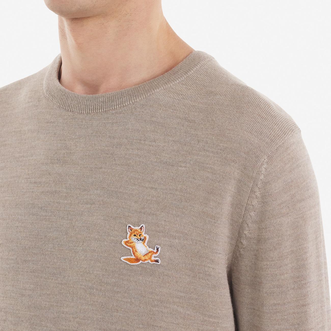 CHILLAX FOX PATCH CLASSIC R-NECK JUMPER