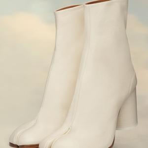 Tabi ankle boots White