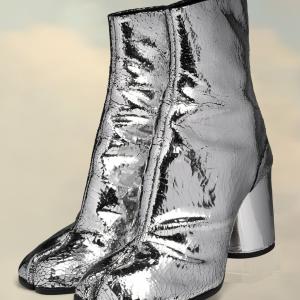 Silver Tabi broken mirror boots
