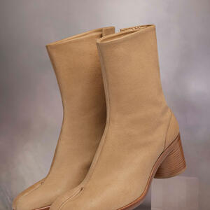 Chamois Tabi ankle boots