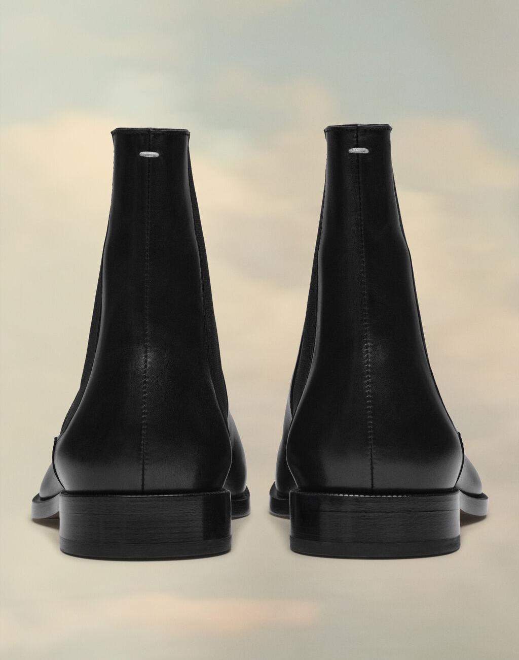 Tabi chelsea boots