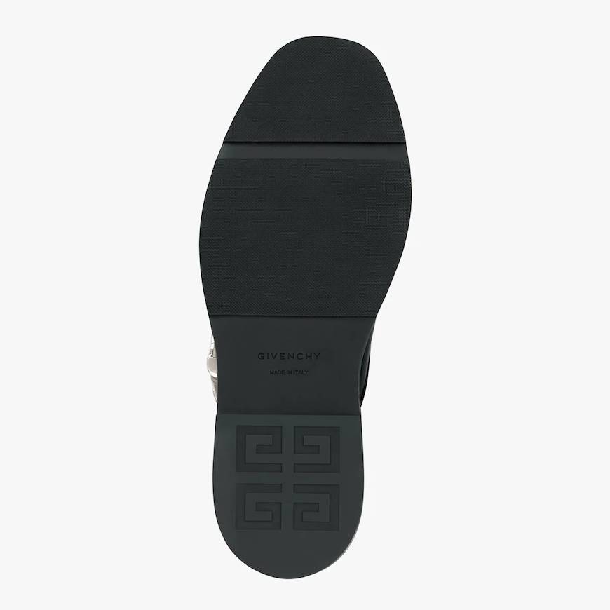 Squared derbies in leather with 4G buckle