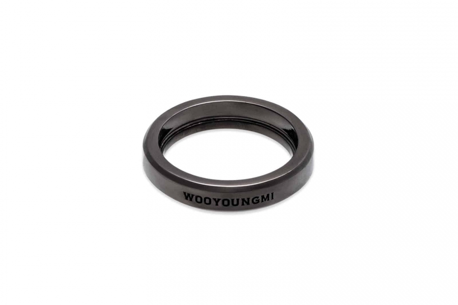 Black curb bold ring