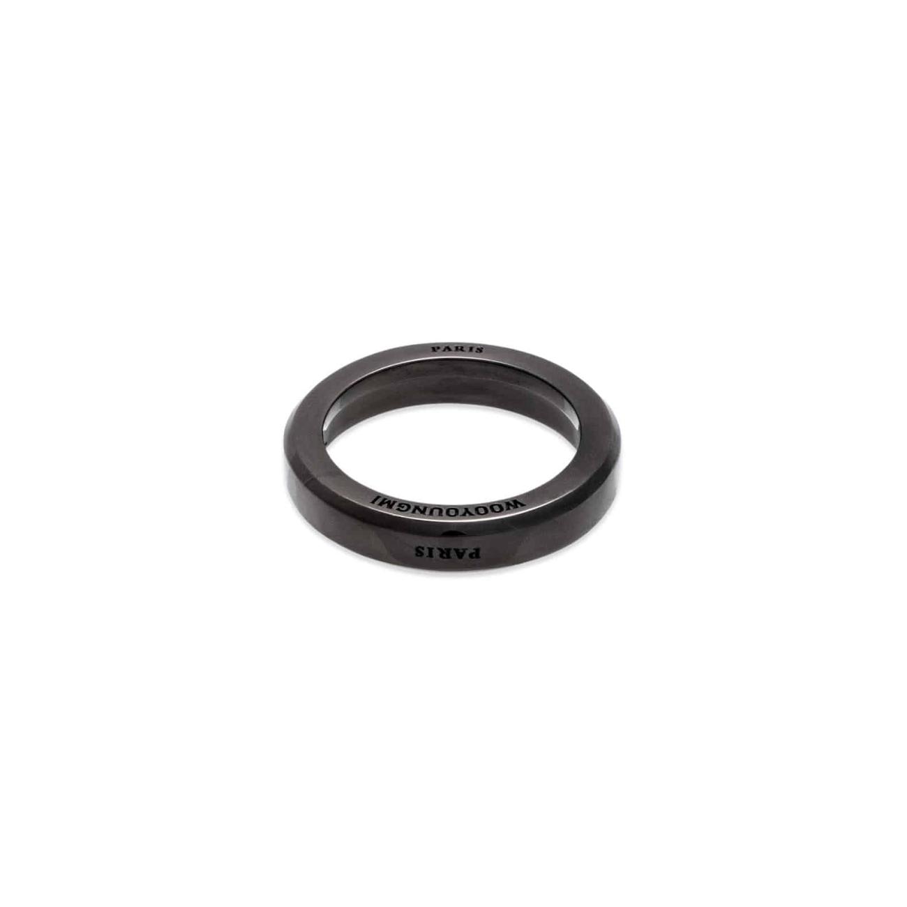 Black curb bold ring