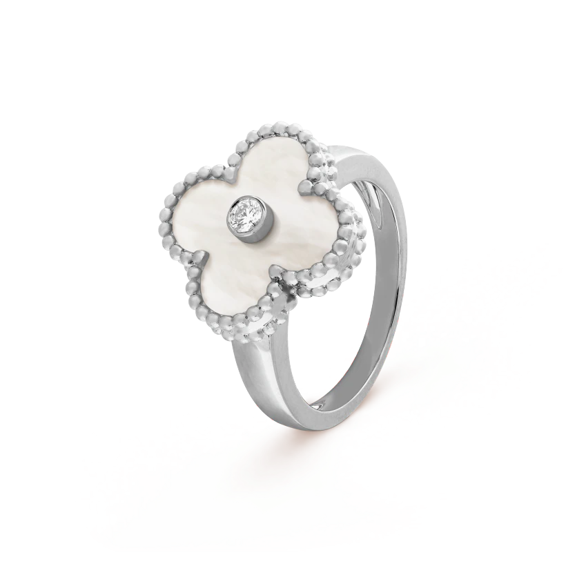 Vintage alhambra ring white gold