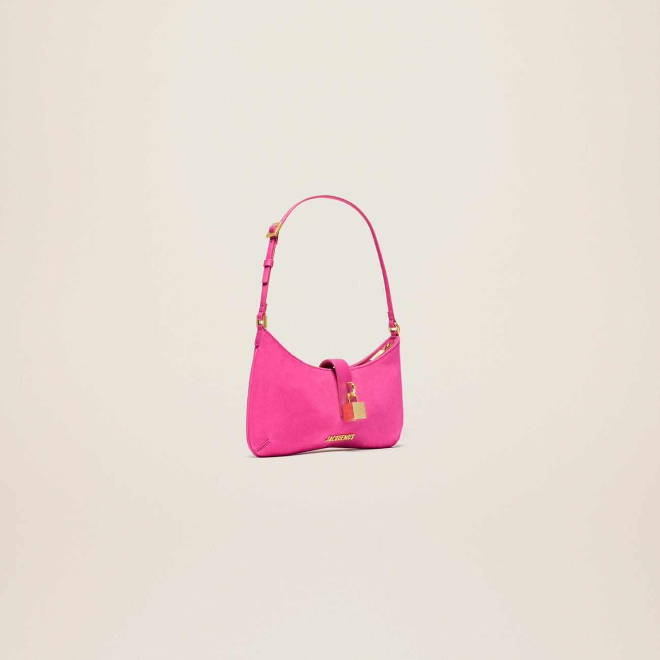 Padlock shoulder bag