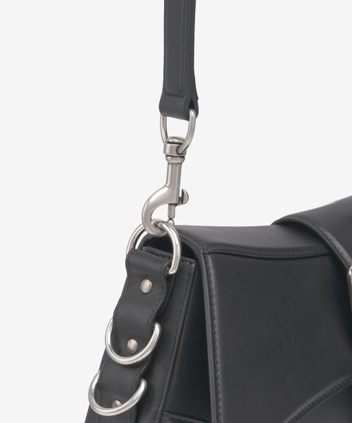 MEDIUM LINDSAY SHOULDER BAG