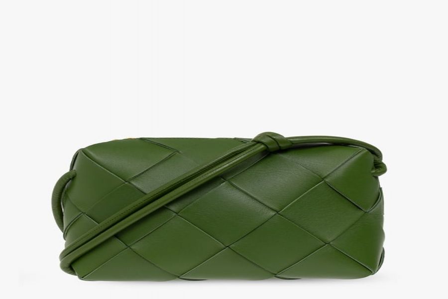 BOTTEGA VENETA GREEN ‘CASSETTE SMALL’ SHOULDER BAG