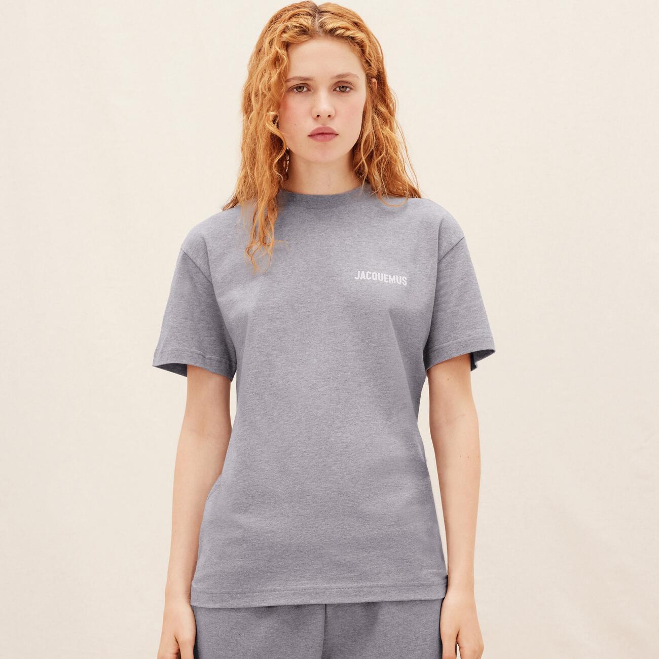 Le T-shirt Jacquemus in Gray