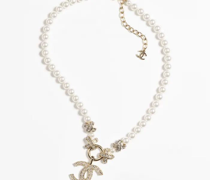  Chanel Necklace Metal Glass Pearls Resin & Gold Pearly White Crystal