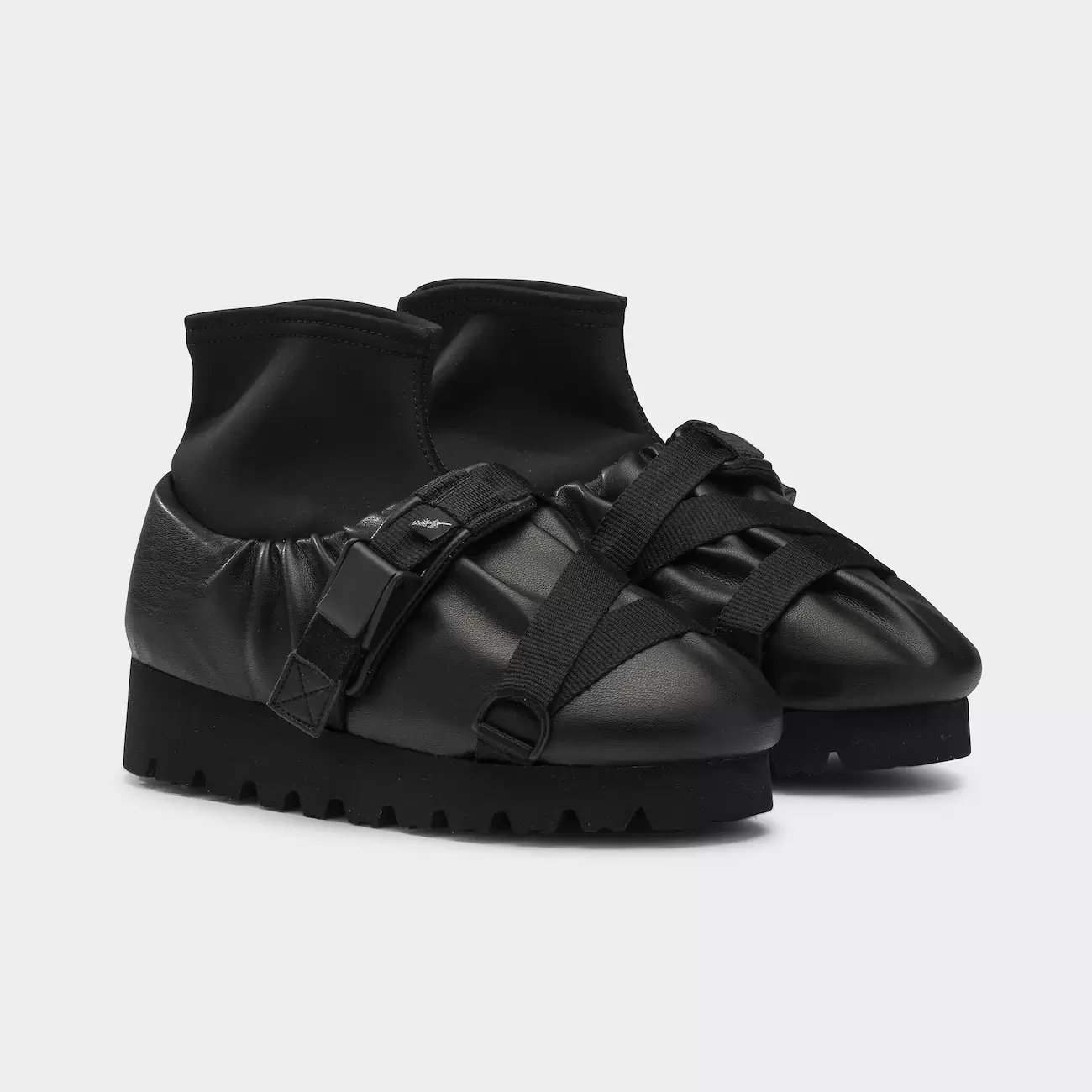CAMP SHOES MID Black