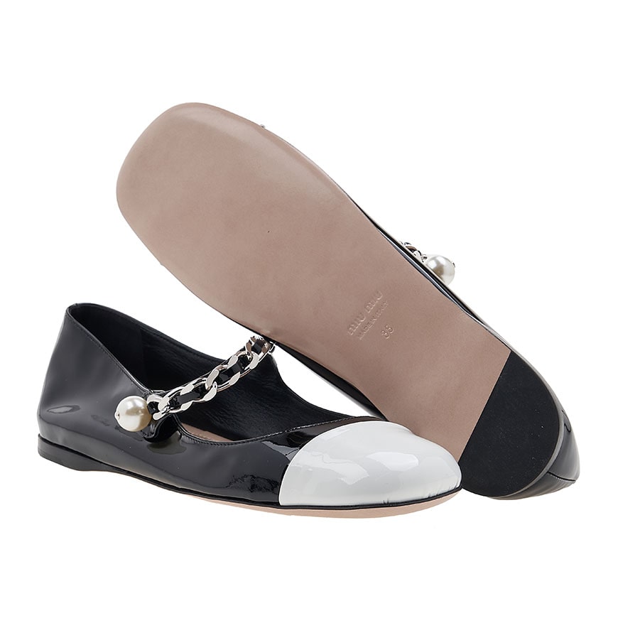 Female ballerina flat shoes