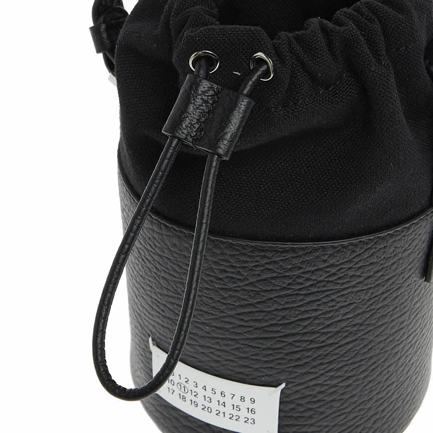  MAISON MARGIELA ‘5AC’ BUCKET BAG