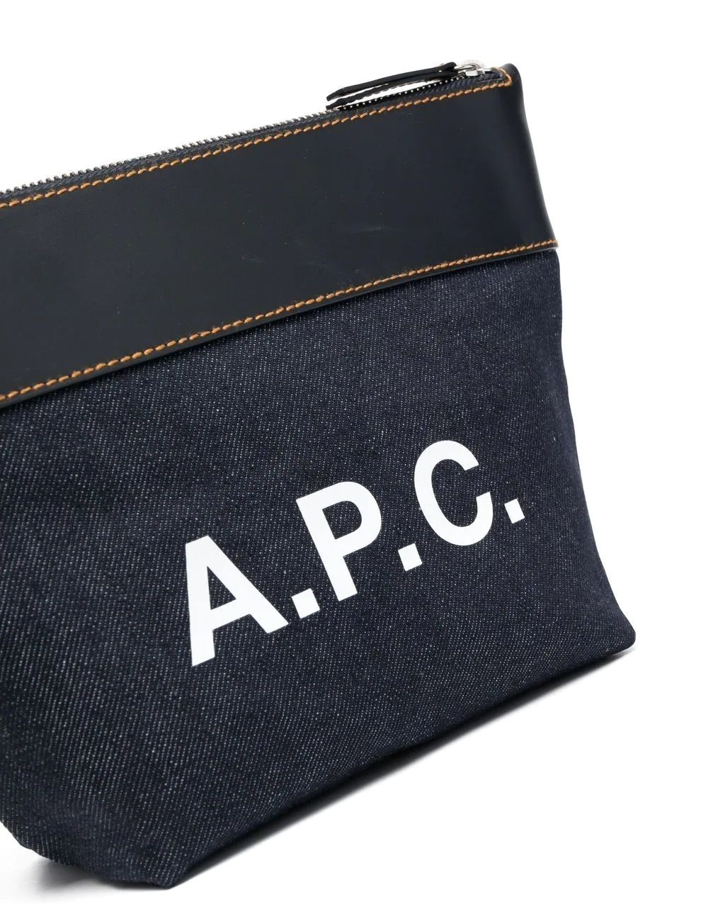 Axelle Pouch