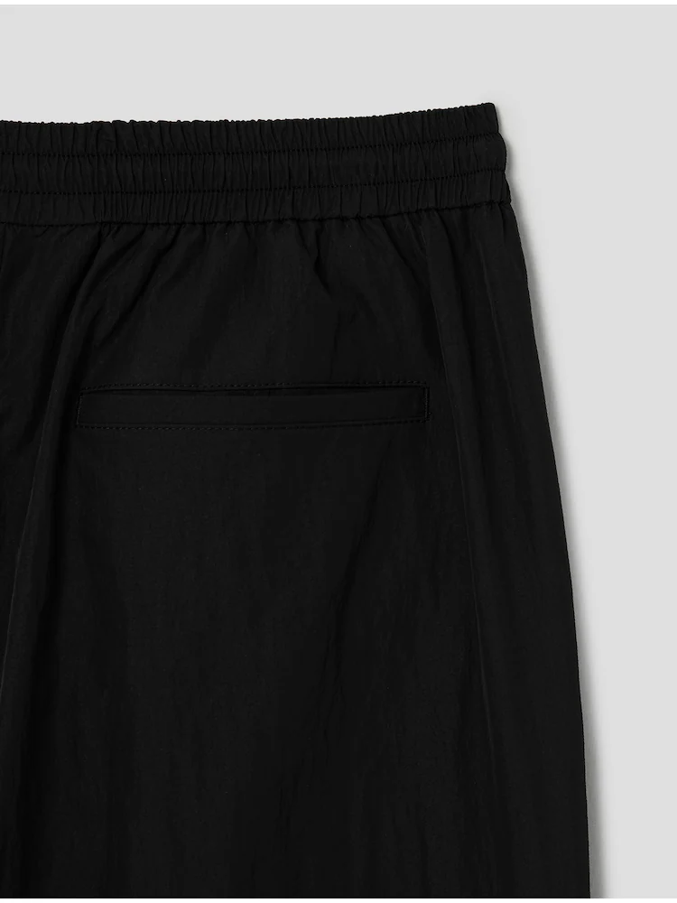 Nylon Side Zip Wide Shorts - Black