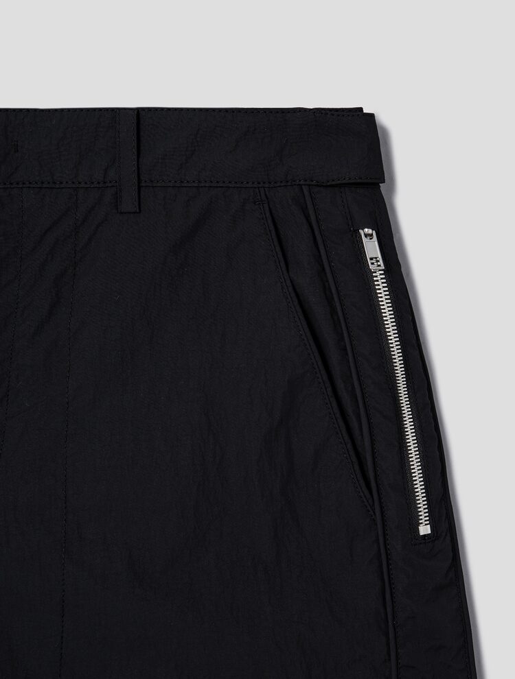 Side Seam Zipper Detail Formal Short Pants - Black