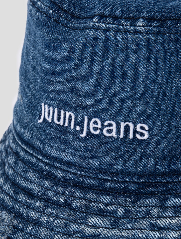 JUUN.JEANS Logo Denim Bucket Hat - Blue