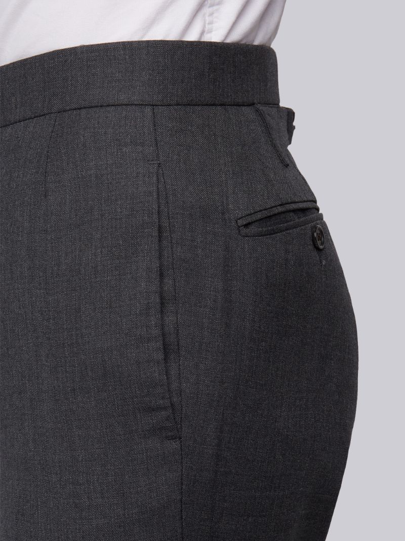 DARK GRAY SUPER 120'S WOOL TWILL CLASSIC SUIT AND TIE