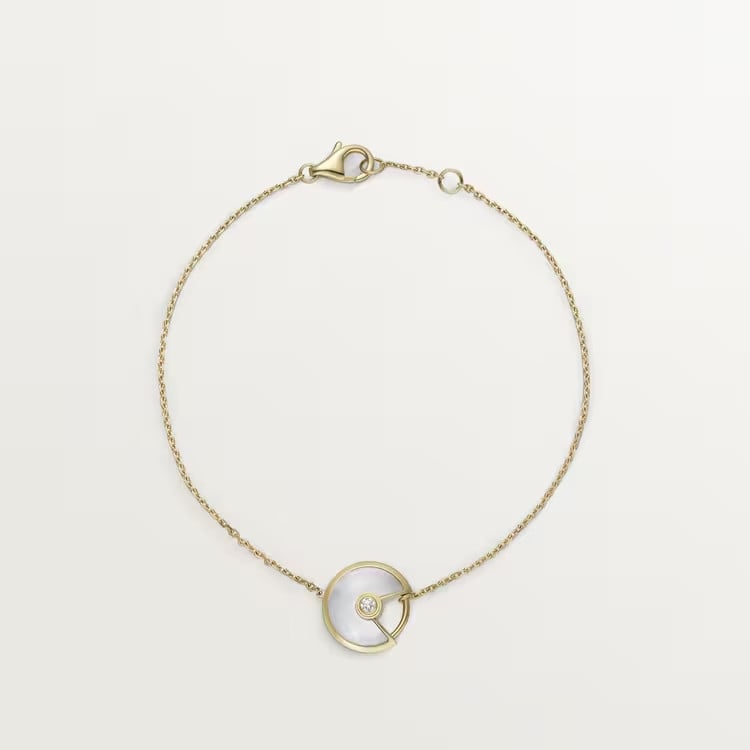 AMULETTE DE CARTIER BRACELET, XS MODEL