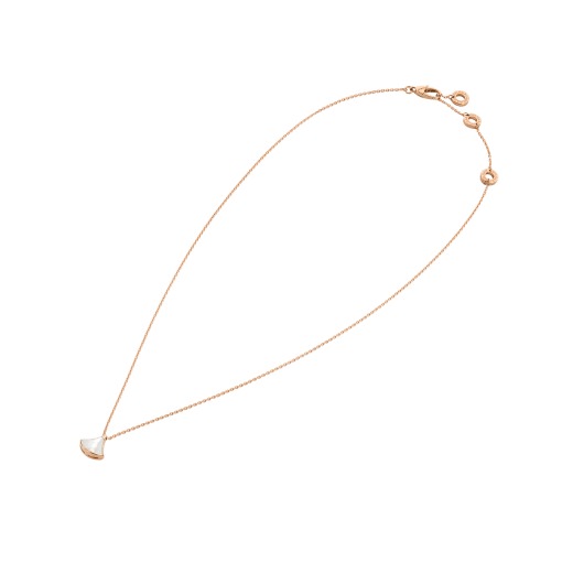 DIVAS' DREAM NECKLACE