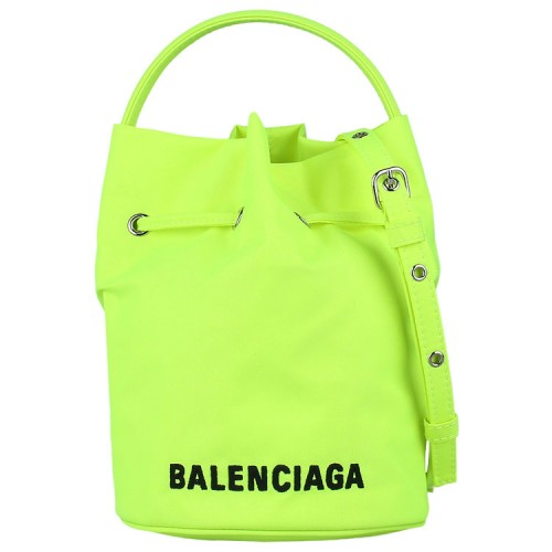 Wheel Drawstring Bucket Bag