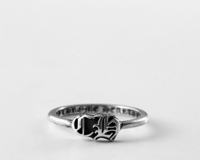 CH initial bubble gum ring