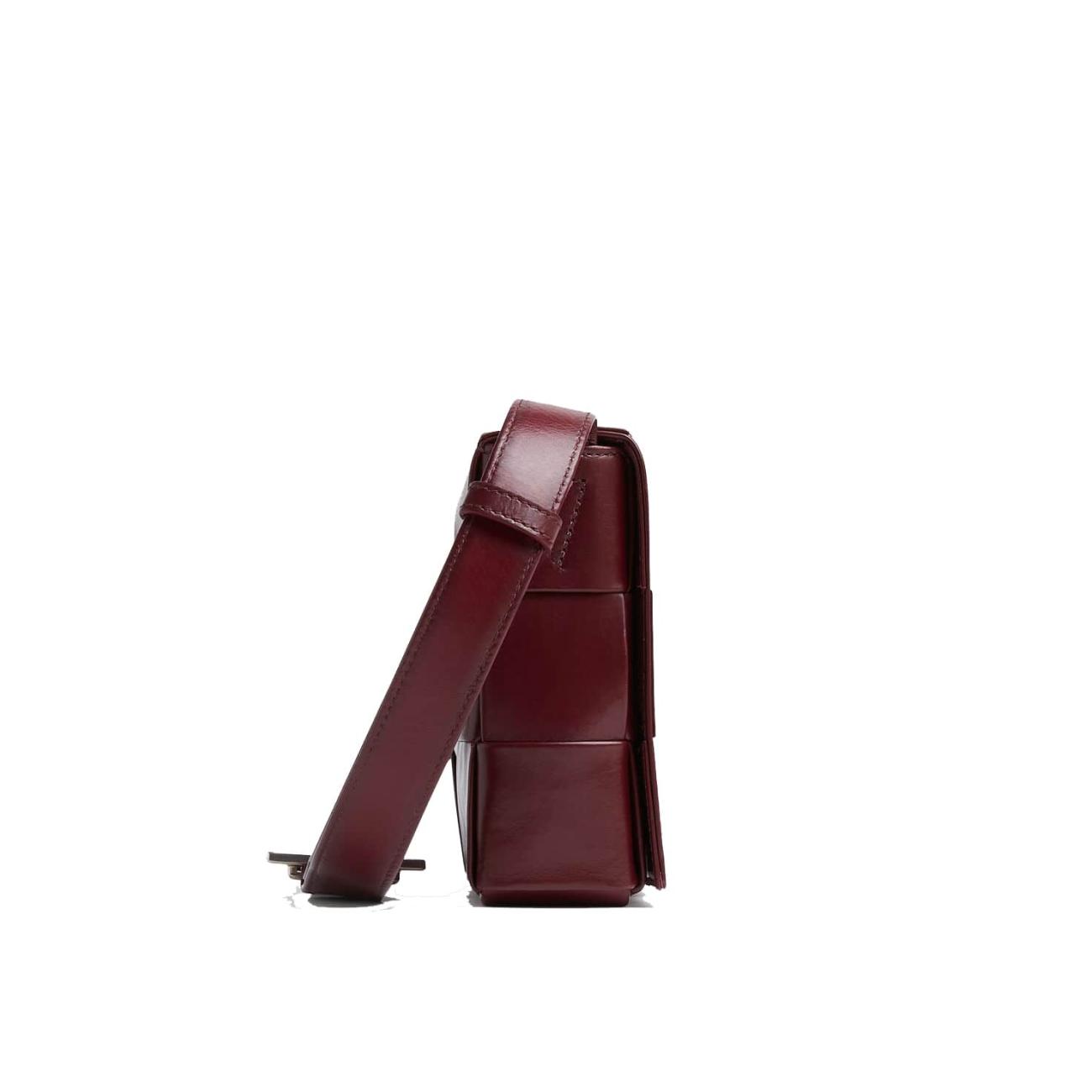 Bottega Veneta Cassette Barolo