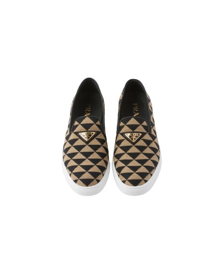 Embroidered fabric slip-on shoes