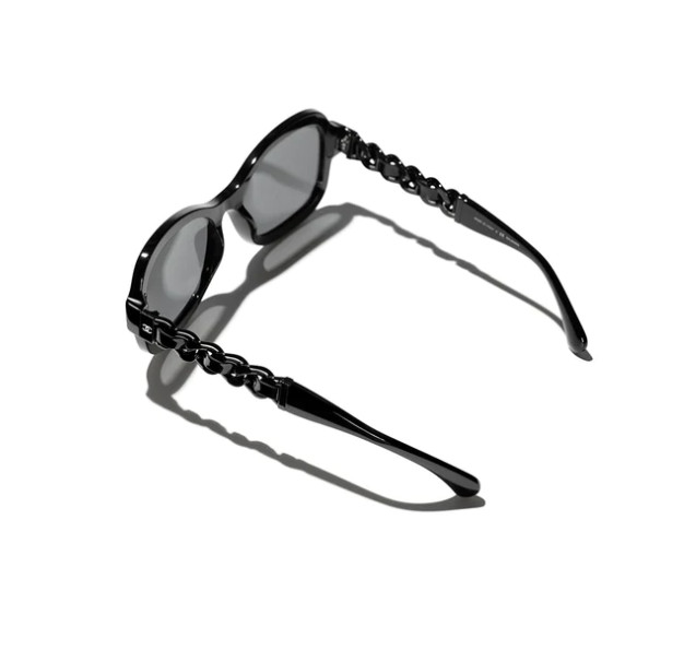 Logo chain temple sunglasses