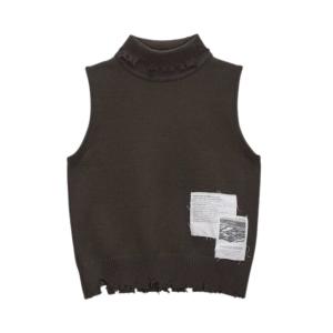  DAMAGE SLEEVELESS TURTLE NECK KNIT TOP IN BROWN