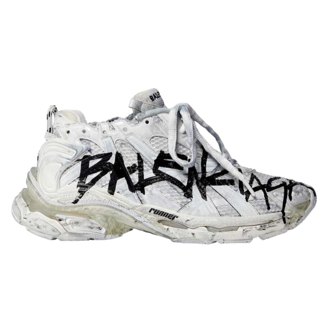 Runner Graffiti Sneakers