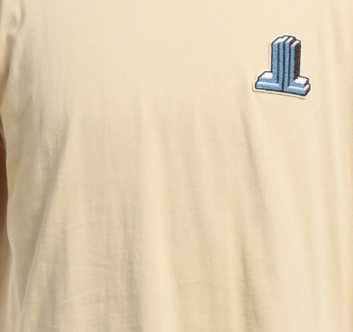 Logo patch short sleeve t-shirt