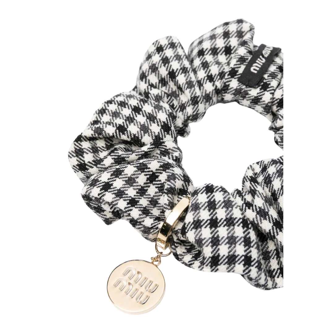 Logo charm check scrunchie