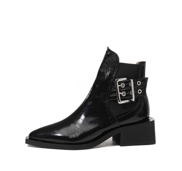 Black chunky buckle Chelsea boots
