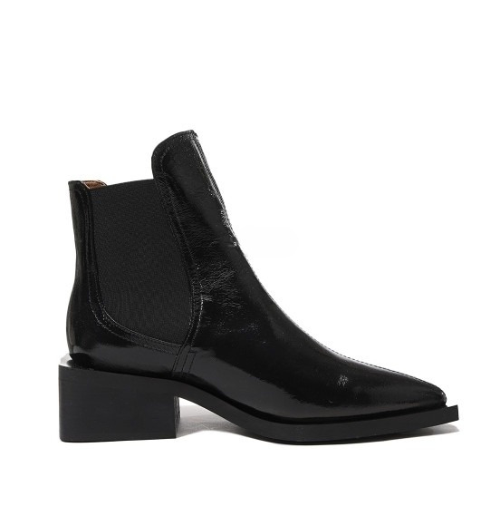 Black chunky buckle Chelsea boots