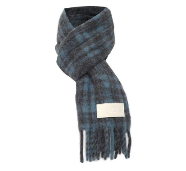 Oversized check pattern scarf 