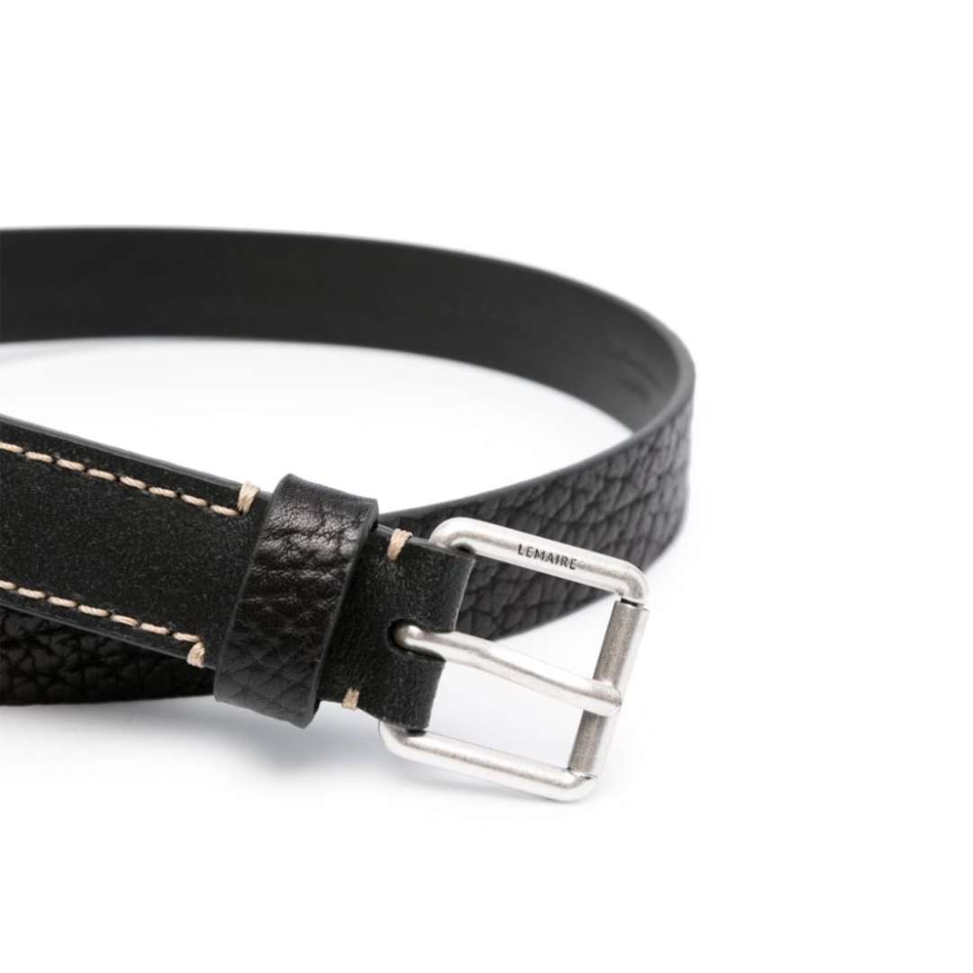 Black logo-engraved buckle belt