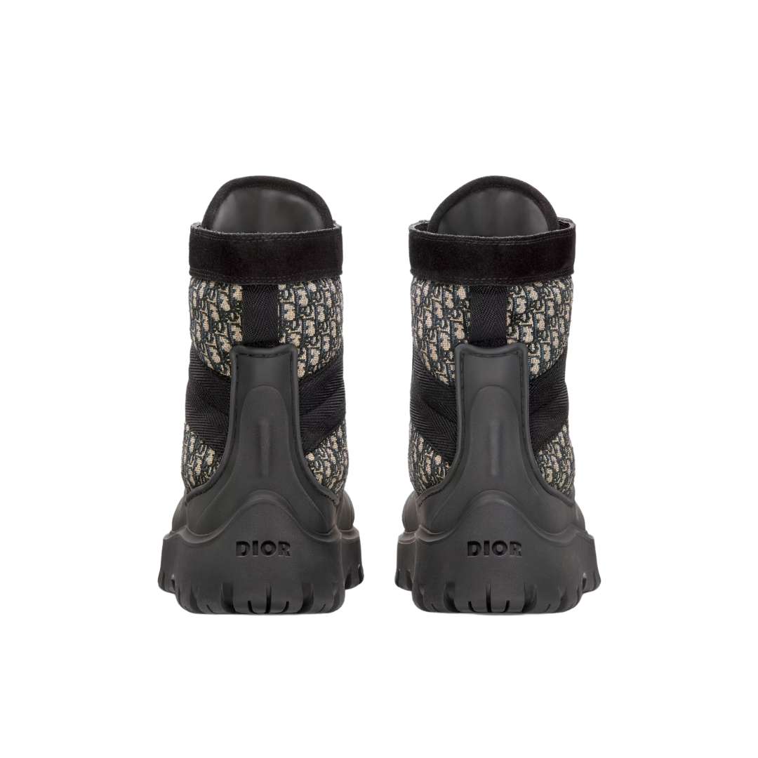 Garden Lace-Up Boot