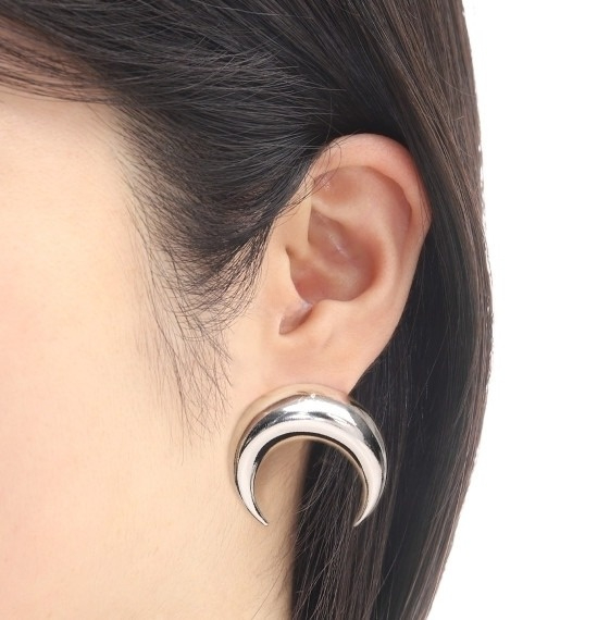 Moon stud earrings