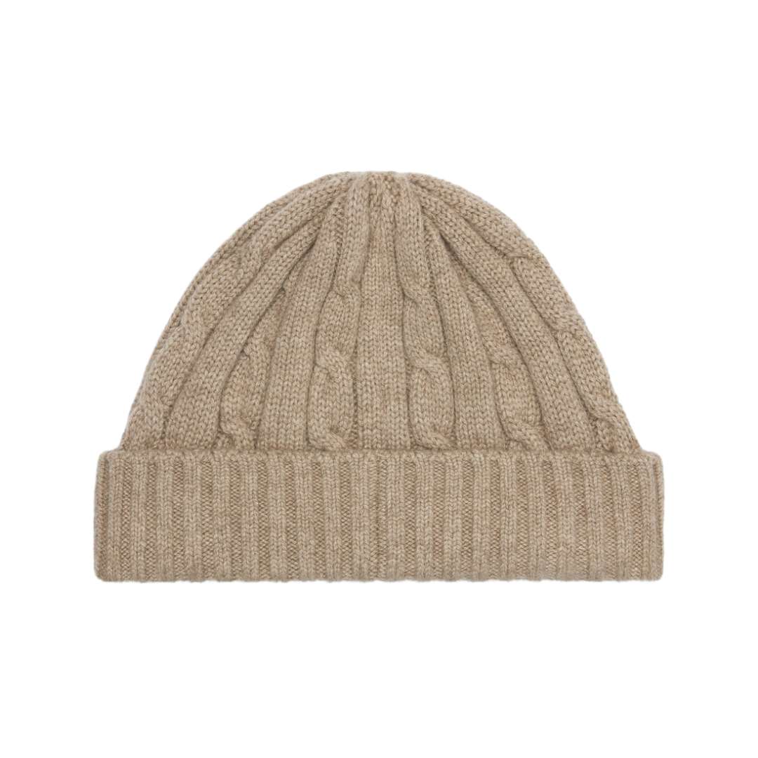 Cable-knit triomphe cap in cashmere