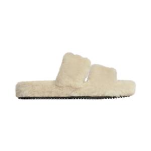 Fur Slides Triomphe in Shearling