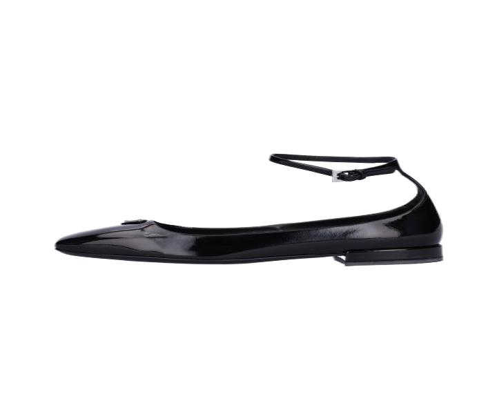 [Weekend Special] Women’s Triangle Logo Patent Leather Ballerina Shoes – Black