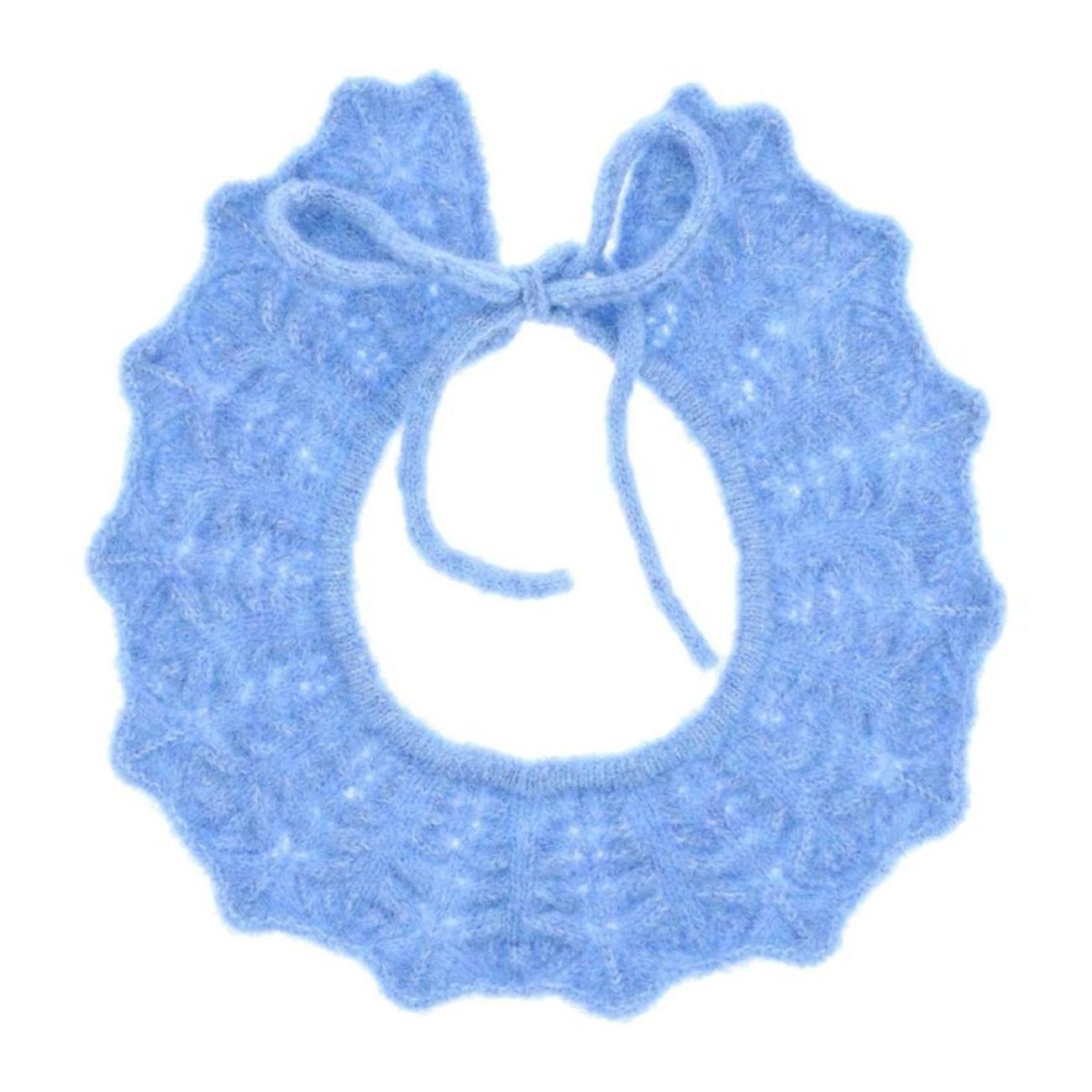 Petite knit collar